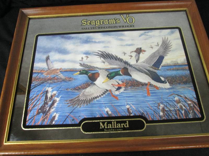 lot 104 image: Seagrams VO Mallard Bar Mirror
