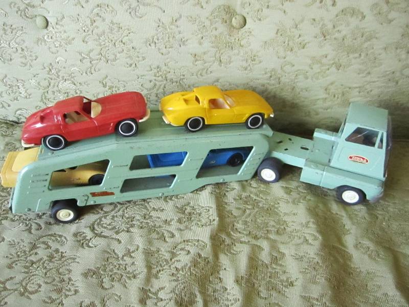 antique metal tonka trucks