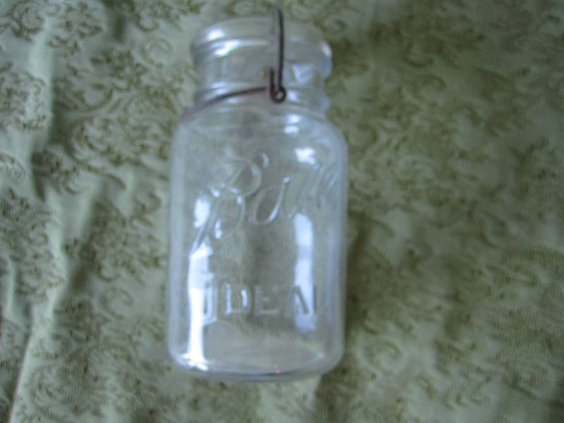 lot 32 image: Ball Ideal canning jar...