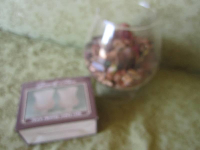 lot 35 image: Votive cups and potpourri...