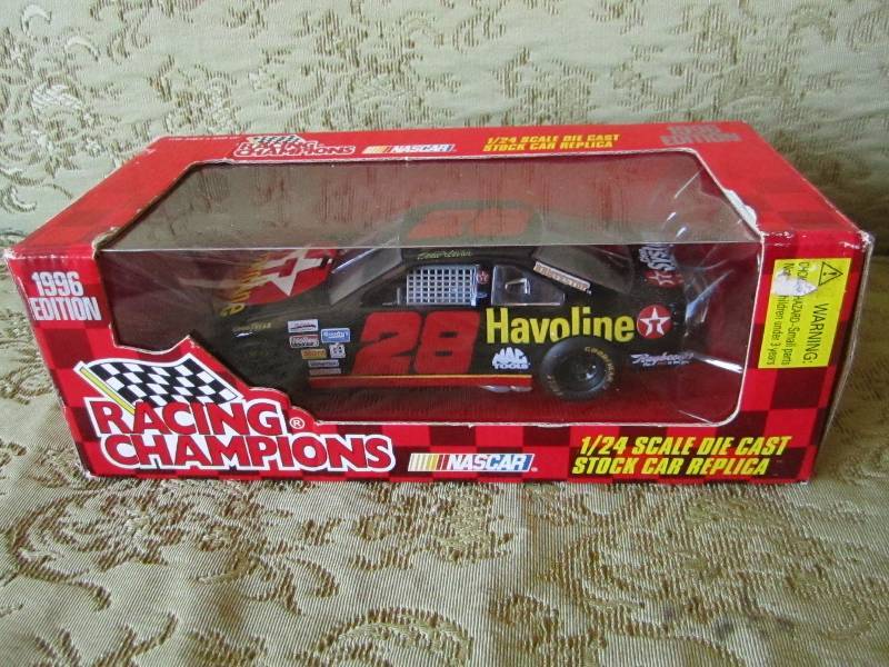 lot 39 image: NASCAR 124 scale 1996 edition die ...