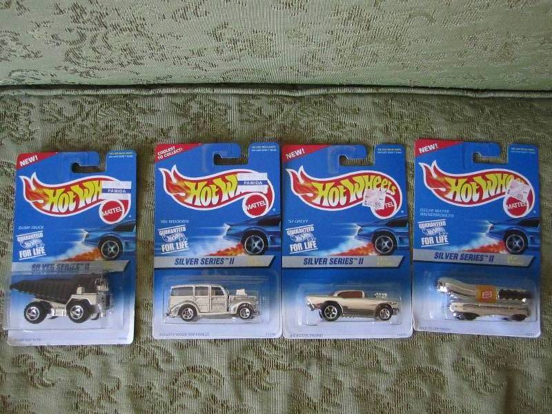 lot 45 image: Lot of new Hot Wheels Silver series...
