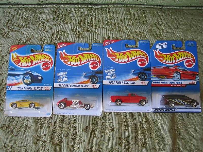 lot 47 image: Lot of collector Hot Wheels...