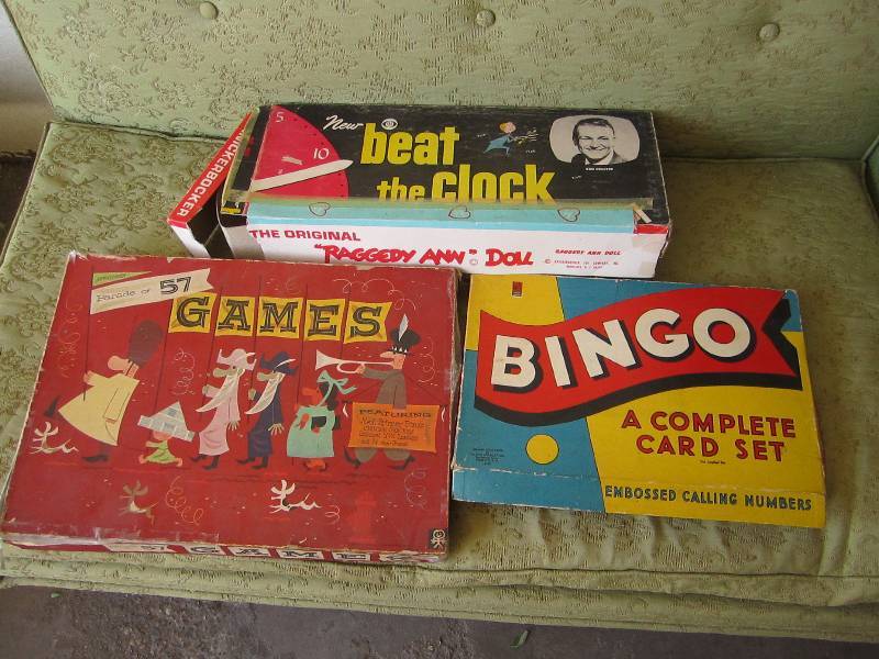 lot 63 image: 3 vintage board games...