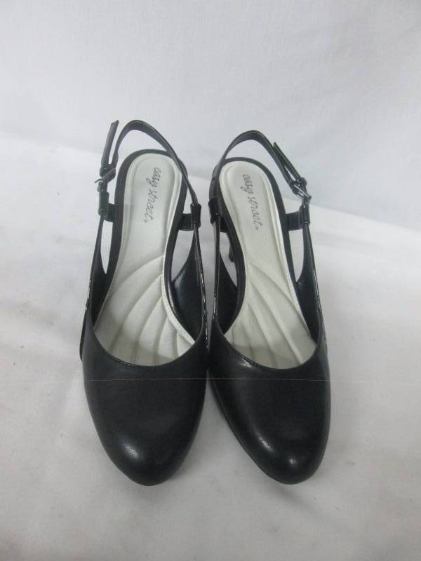 Easy Street Kyla Slingback Pump - Medium