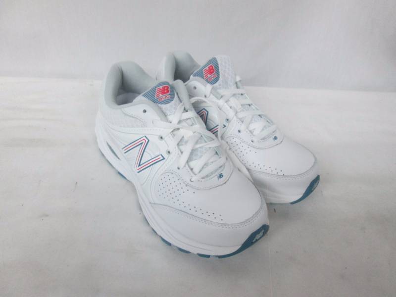 New Balance Womens 840 Walking Shoe