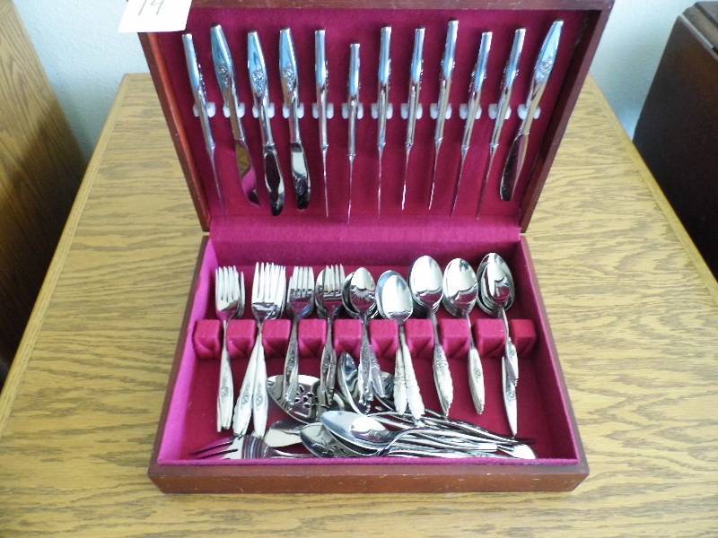 Silverware Set