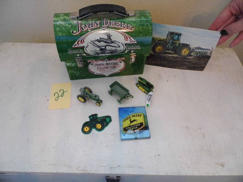 John Deere Lunchbox