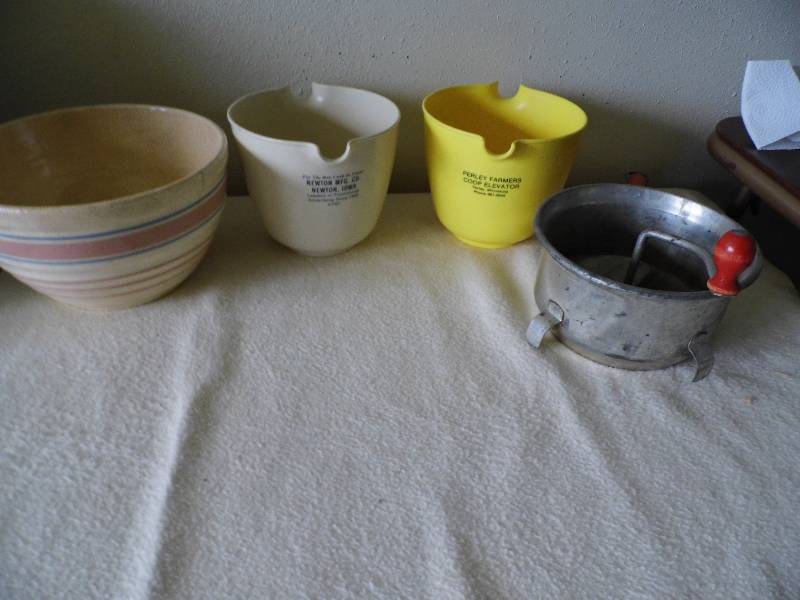 Bowls - Potato Ricer