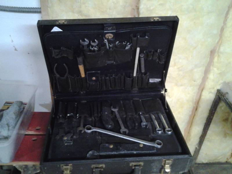 lot 17 image: Case Of Tools, Wrenches, Screwdrivers