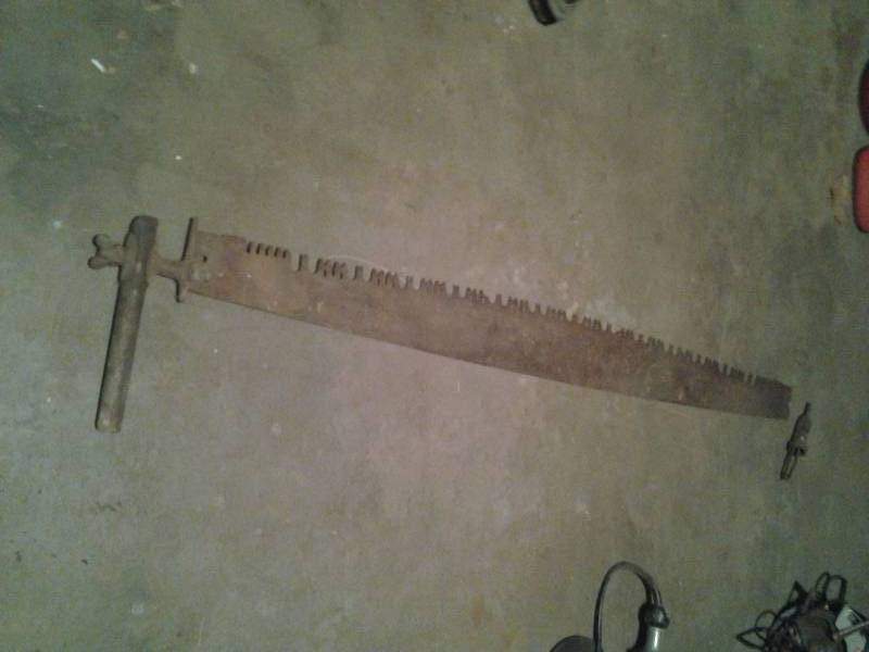 lot 40 image: Vintage 2-Man Saw