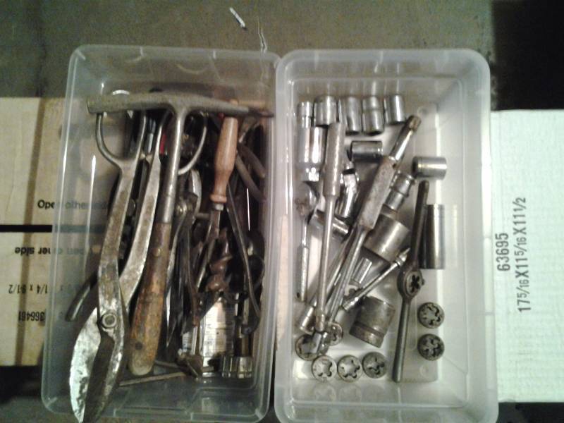 lot 48 image: Assorted Tools (Shears, Pliers, Sockets, Ratchets, Dies)