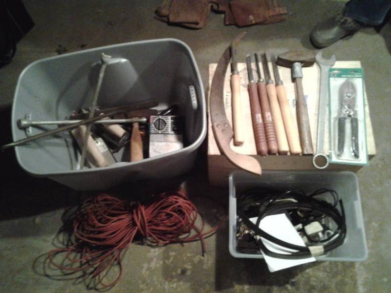 lot 72 image: Tote Of Tools, Tire Wrench, Lathe Chisels, More
