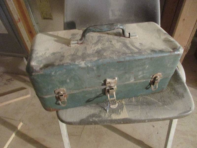 Tackle box and tackle