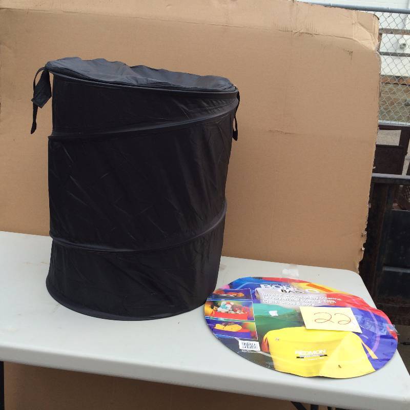 lot 22 image: Bongo Bag  great for storage, Laundry, and More never used