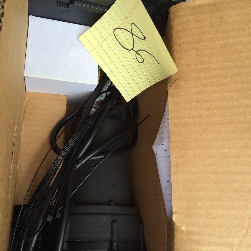 lot 86 image: Wayne Sump Pump Battery Backup System 3300 hr per Hour Open box