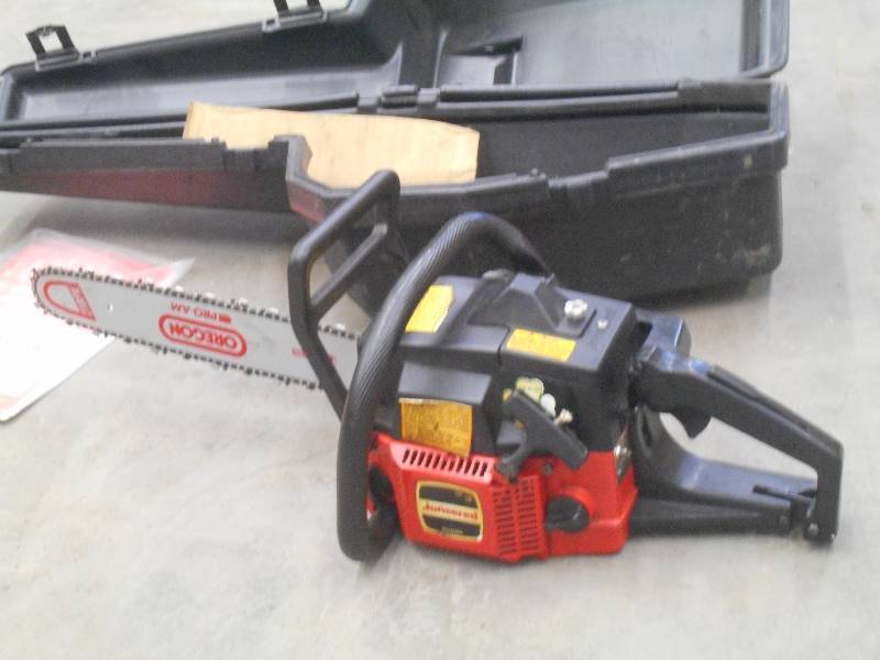 Jonsered 450 Chainsaw With Case, Ne... Loretto Equipment 305 KBID