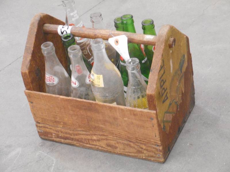 lot 55 image: Vintage Wooden Apple Crate With Ass...