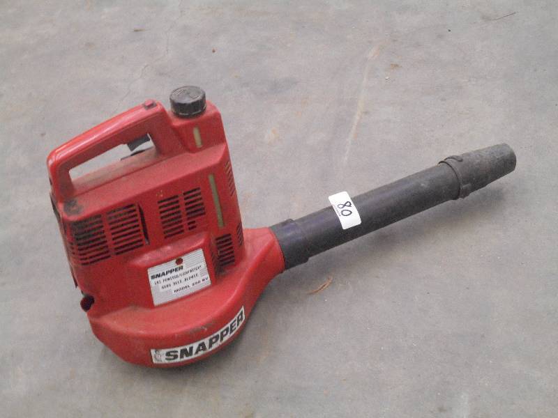 lot 80 image: Snapper 250-BV Handheld Blower ...
