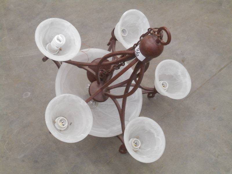 lot 86 image: 6-Light 120Volt Chandeleer ...