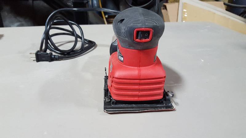lot 6 image: SKIL 7292 Palm Sander  -Used