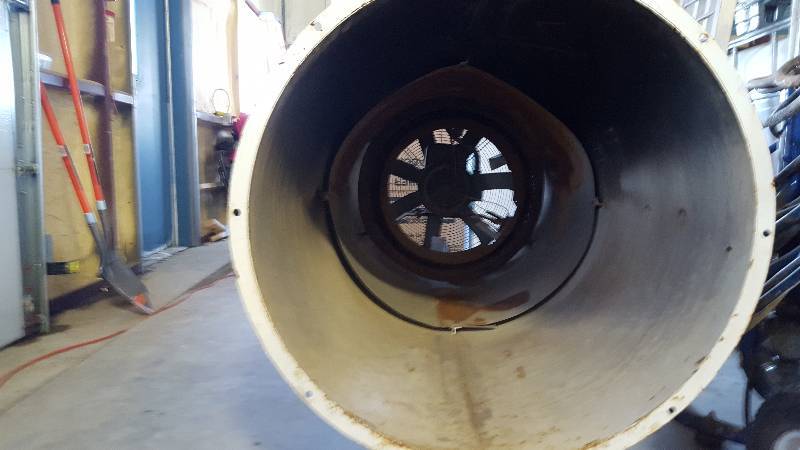 lot 10 image: Heat Wagon Commercial 2MBTU Portable Propane Heater