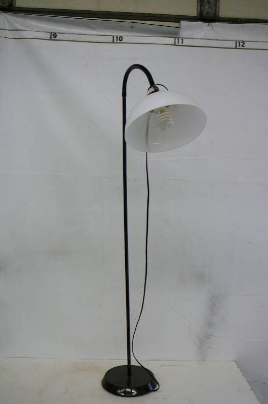 floor lamp