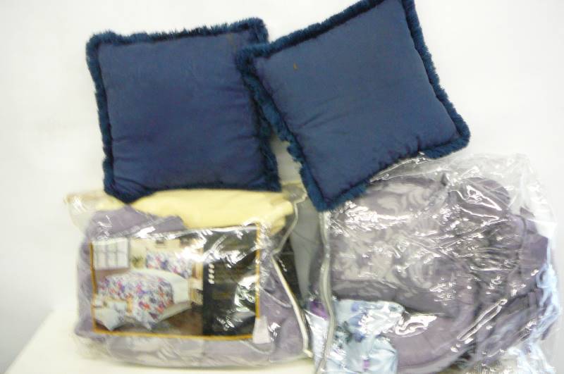 pillows-comforter