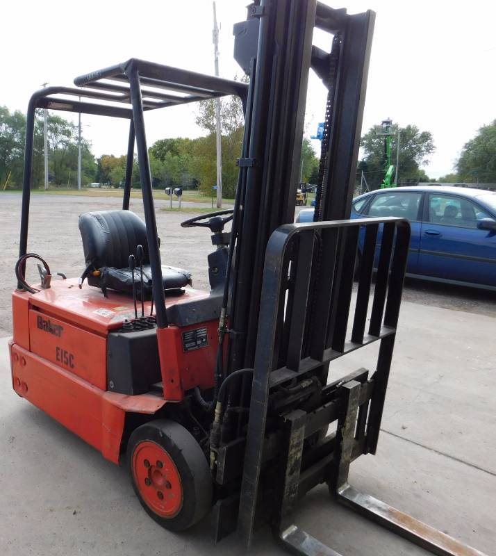lot 10 image: LindeBaker B30 Electric Forklift
