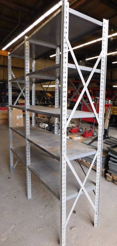 lot 33 image: Metal Shelving Unit
