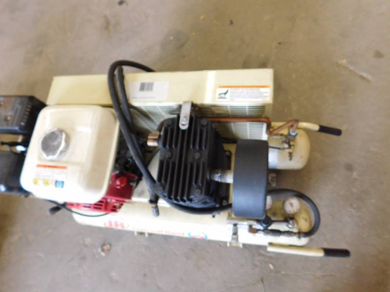 lot 44 image: Ingersoll Rand Air Compressor