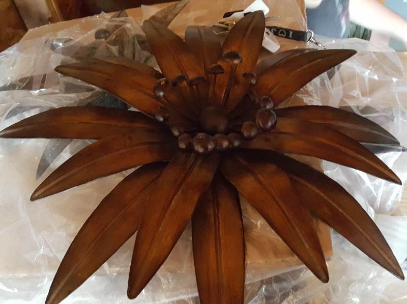 NEW One 19 inch metal brown flower wall decoration