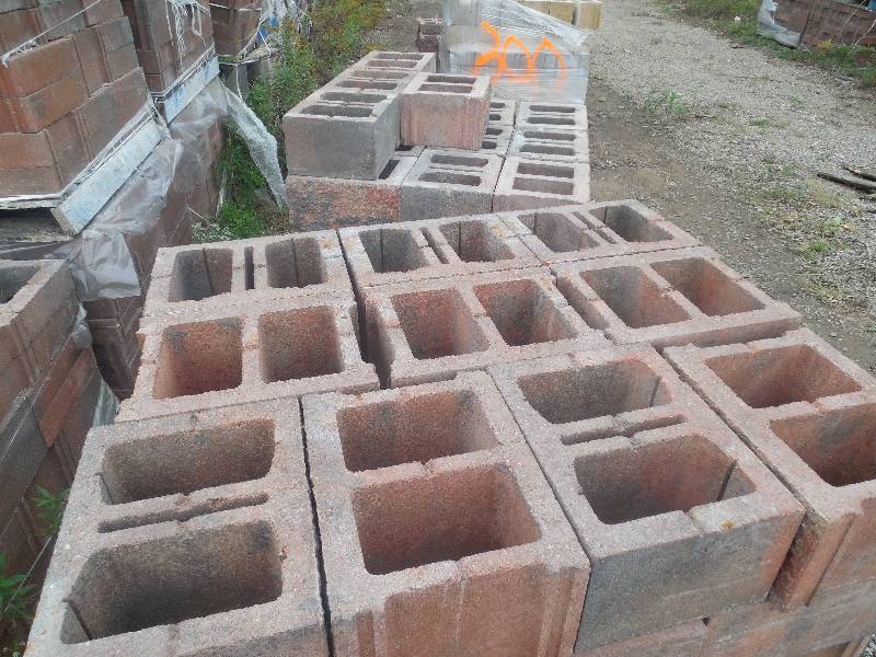 lot 301 image: 2 PALLETS OF 8X12X16 RED ROCK FACED BLOCK