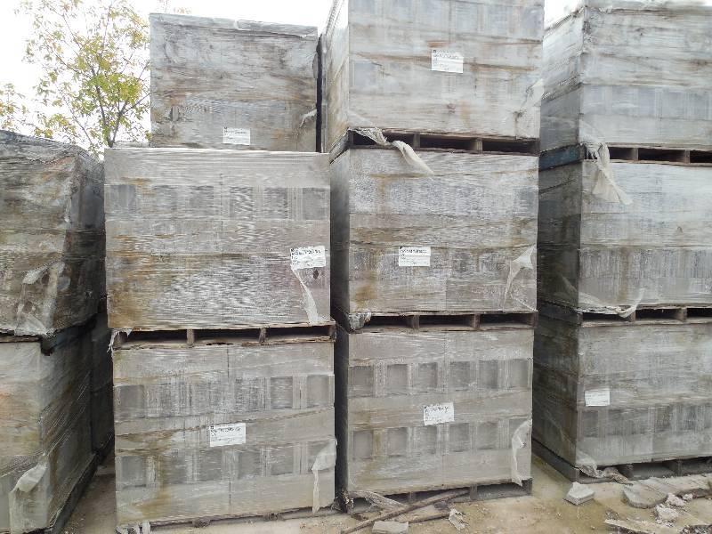 lot 74 image: (2) PALLET LOT OF 8X8X24 COMMON ROCK FACE CONCRETE BLOCK