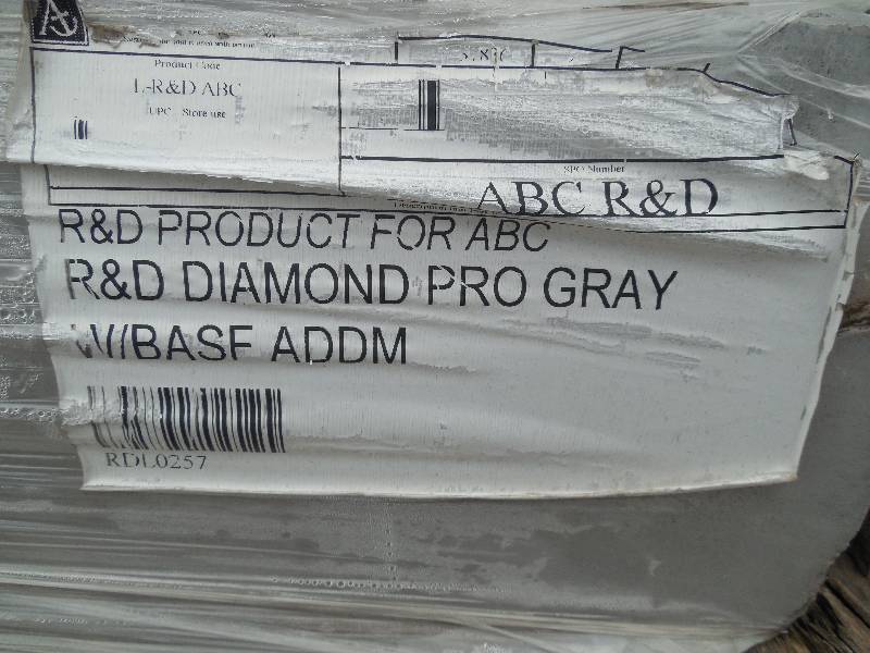 lot 179 image: (2) PALLET LOT OF DIAMOND PRO GRAY RETAINING WALL BLOCK