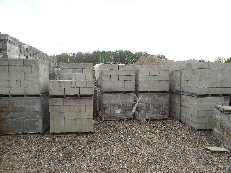 lot 191 image: (2) PALLET LOT OF 12 DOUBLE SMOOTH END CONCRETE BLOCK