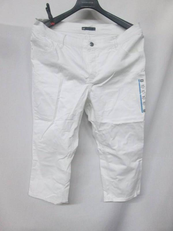 Lee Plus Easy Fit Frenchie Capri Pant
