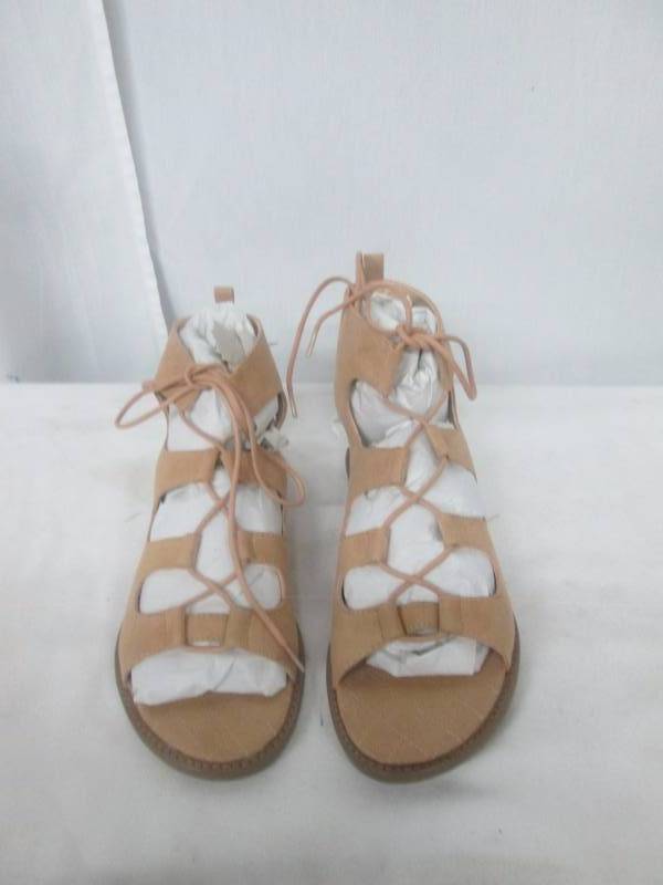 Chinese Laundry Womens Guess Who Sandal
