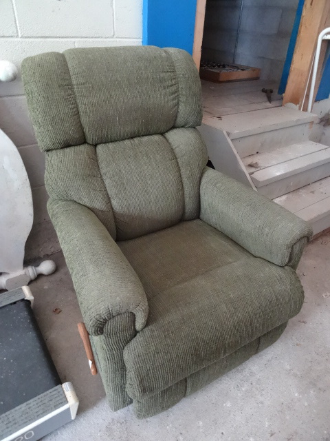lot 35 image: Chair