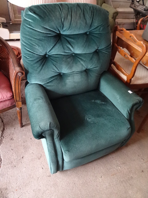 lot 53 image: Chair