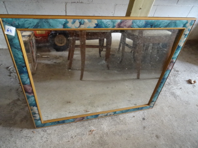lot 64 image: Wall Mirror