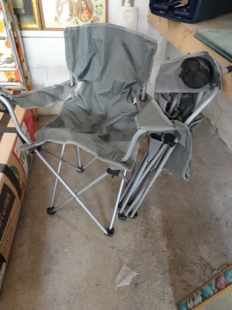 lot 69 image: Camping Chairs