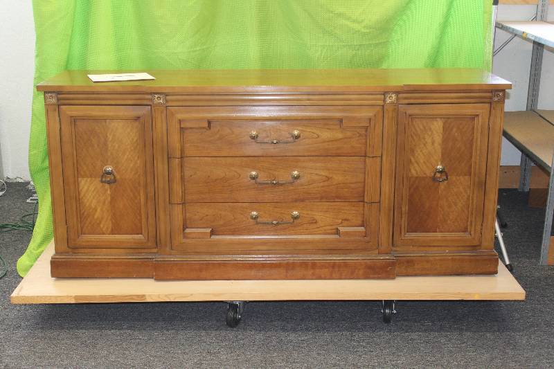 Thomasville Mahogany Buffet