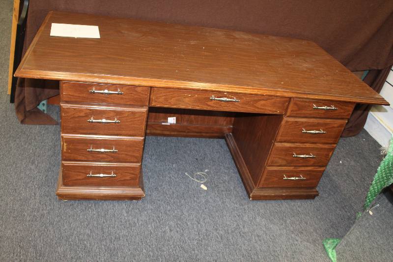 6-Drawer wooden desk cherry stain.