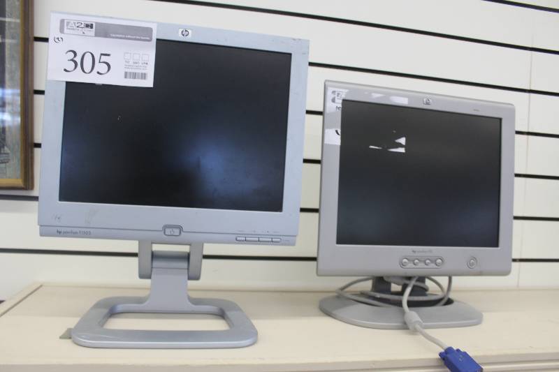 2 Hewlitt Packard flat screen monitors