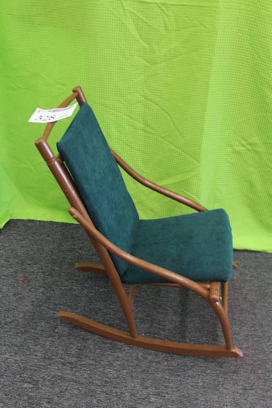 Vintage cottage rocker