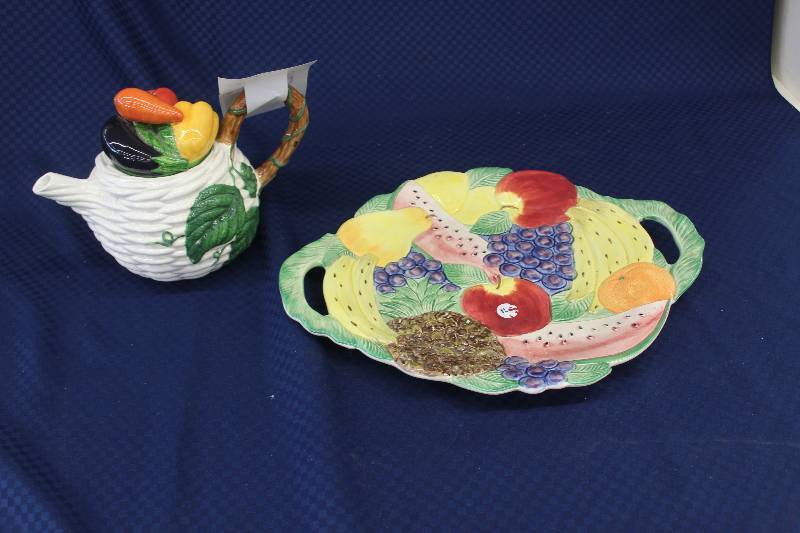 Fritz and Floyd serving platter and teapot