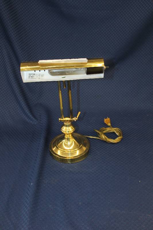 Bankers brass desk lamp