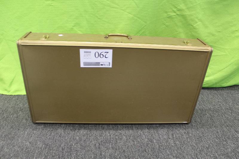 Metal salesmans case