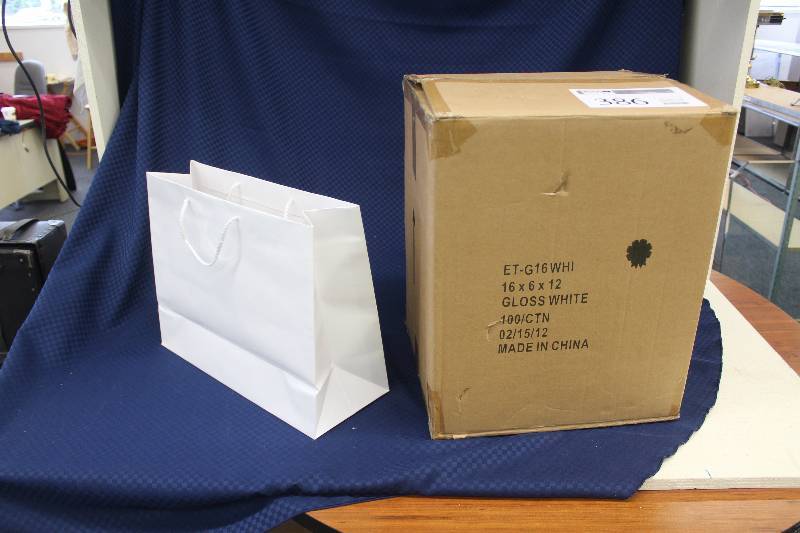 100 heavy duty gift bags.